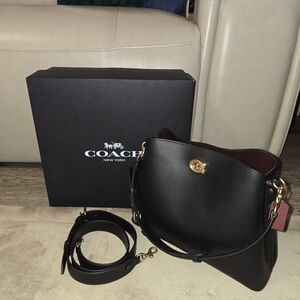Coach Black Leather Women's Bag / Willow